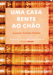 Capa de Uma Casa Rente ao Chão